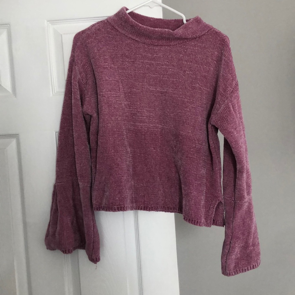 Melrose and market light pink super soft sweater
